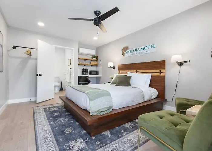 The Belle Sequoia Motel Rm9